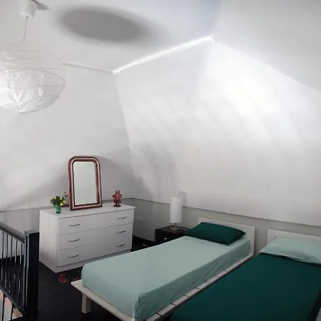 Di Pino Conte 3* Серрано