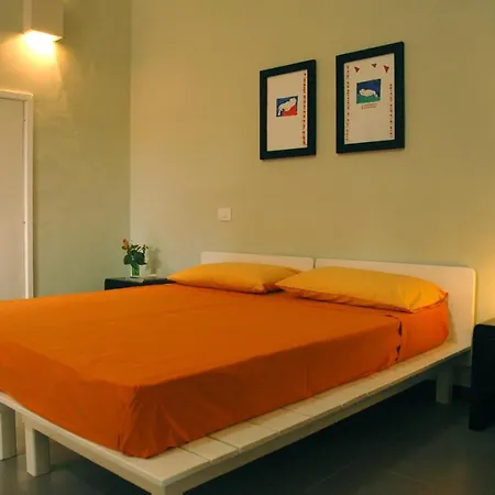 Di Pino Conte Bed & Breakfast Serrano