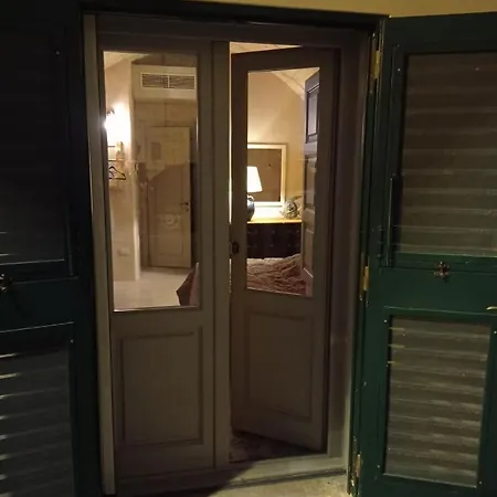 Di Pino Conte Bed & Breakfast *