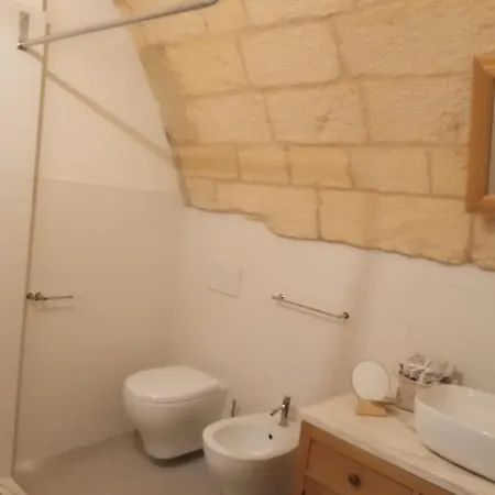 Di Pino Conte Bed & Breakfast